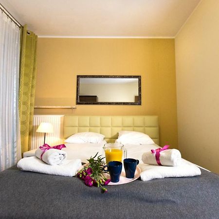Pcd Aparthotel Ochota Варшава Экстерьер фото
