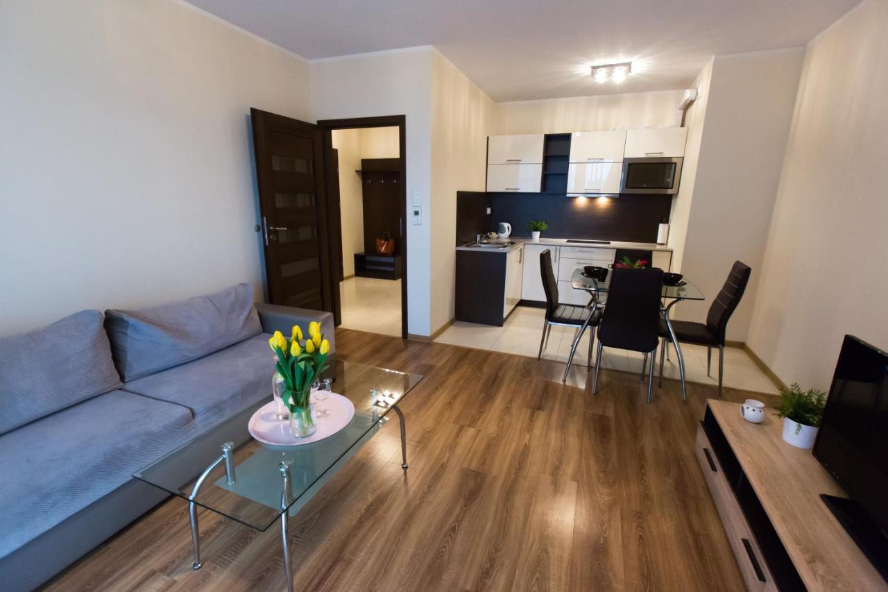 Pcd Aparthotel Ochota Варшава Экстерьер фото