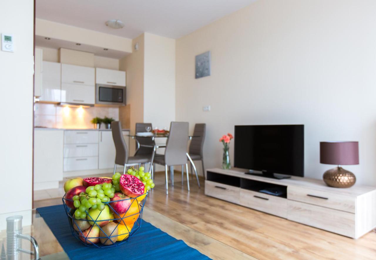 Pcd Aparthotel Ochota Варшава Экстерьер фото
