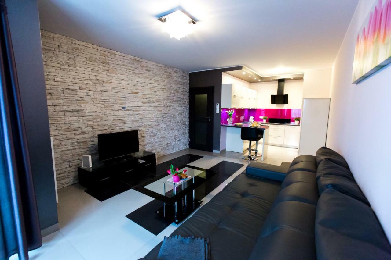 Pcd Aparthotel Ochota Варшава Экстерьер фото