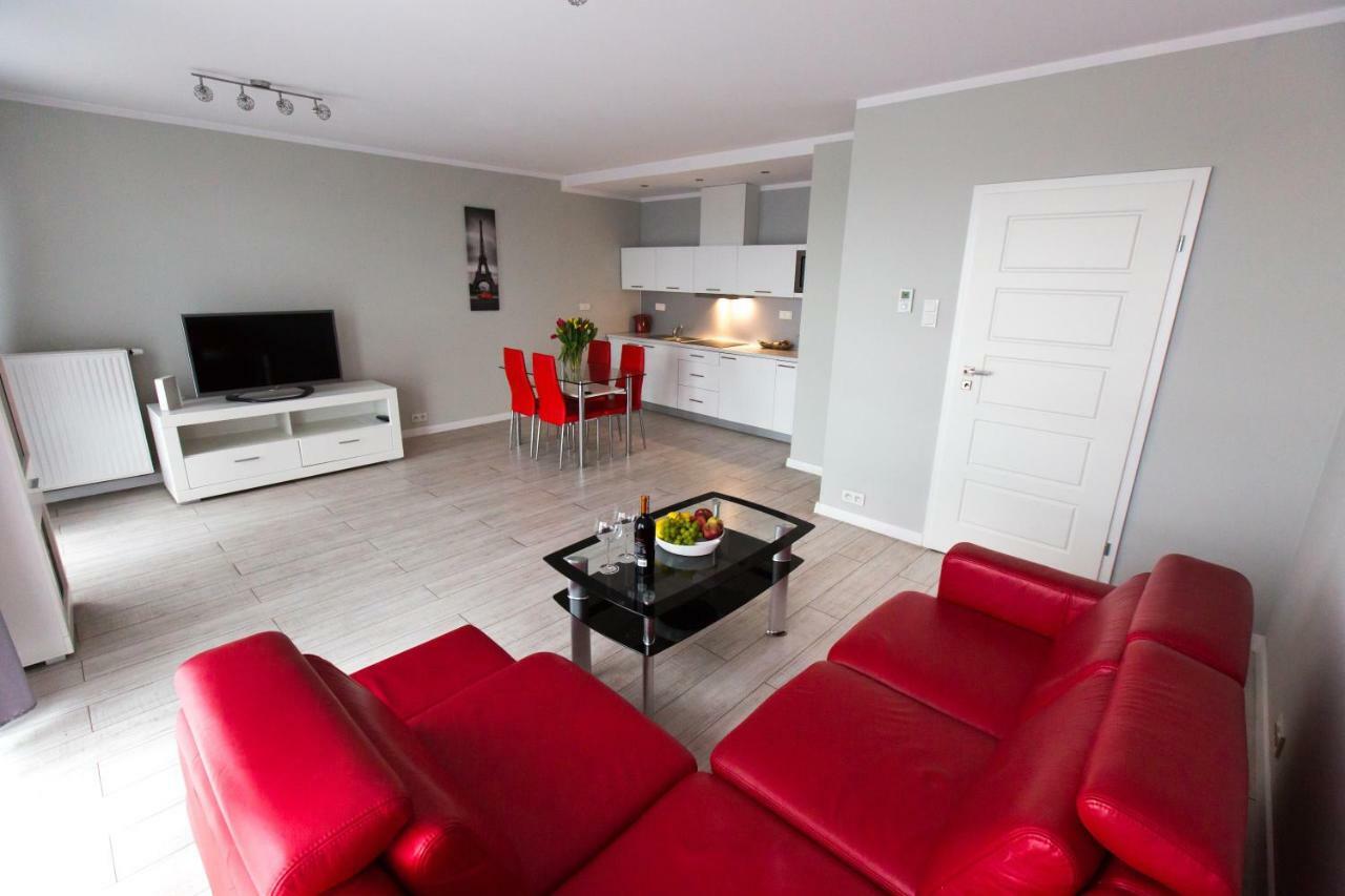 Pcd Aparthotel Ochota Варшава Экстерьер фото