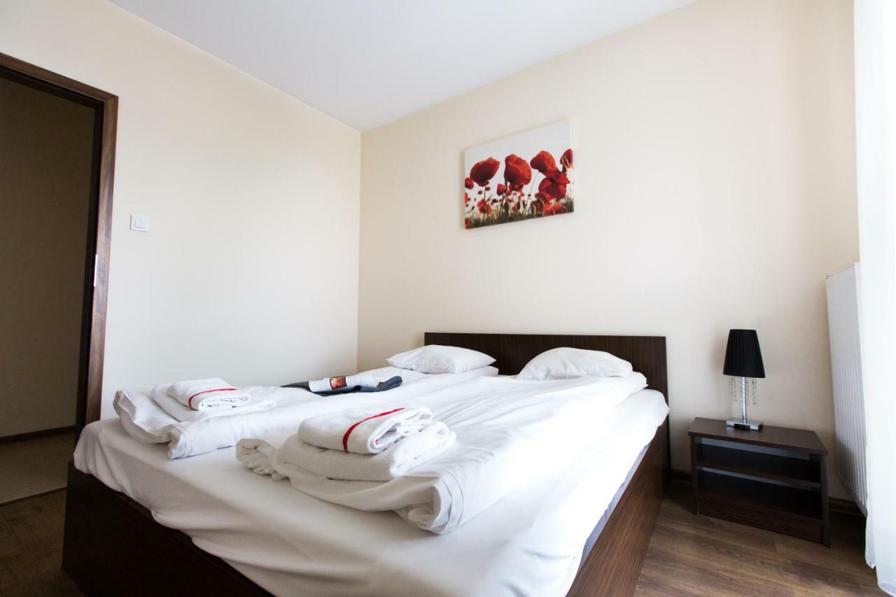 Pcd Aparthotel Ochota Варшава Экстерьер фото