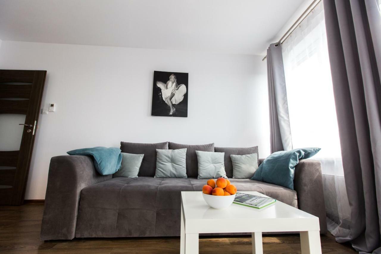 Pcd Aparthotel Ochota Варшава Экстерьер фото